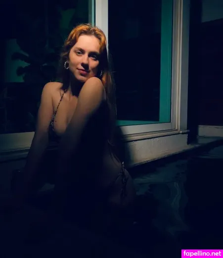 Sophia Abrahao OnlyFans Thumbnail #R5hPVKHK4b