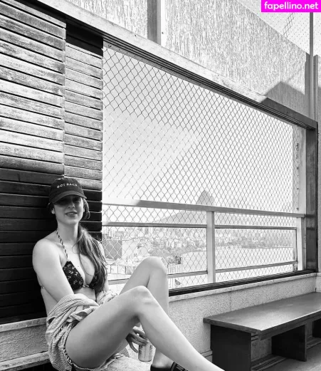 Sophia Abrahao OnlyFans Thumbnail #cGuuzWqEM3