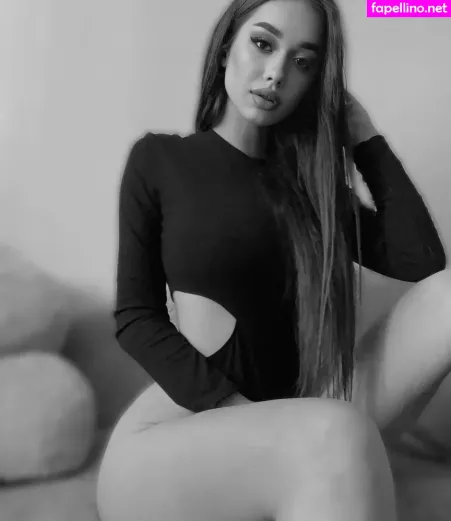 Sophia Adamova OnlyFans Thumbnail #aAkSbcmA7n