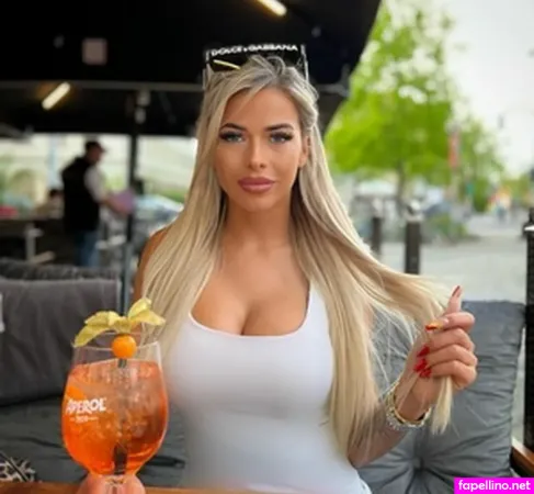 Sophia Allin OnlyFans Thumbnail #8WADFQ5kv9