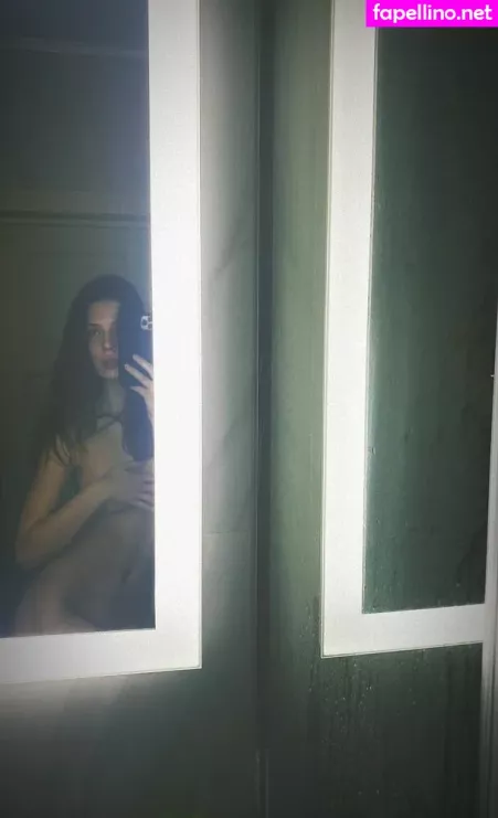 Sophia Breydo OnlyFans Thumbnail #1OwVqTWIf3