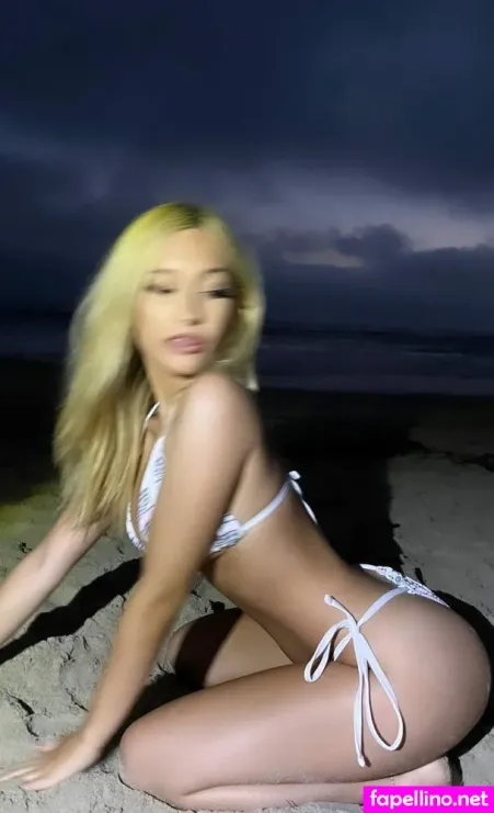 Sophia Carroll OnlyFans Thumbnail #tu9mx9vVh4