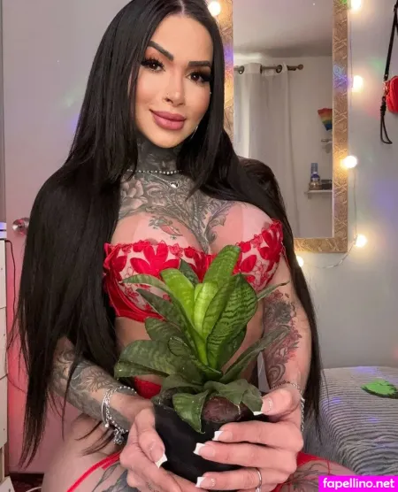 Sophia Carvalho OnlyFans Thumbnail #P9xE3svce3