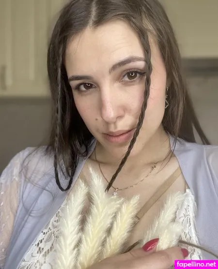Sophia Euphoria OnlyFans Thumbnail #XUE4qso9oC