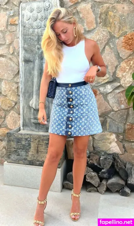 Sophia Flrsch OnlyFans Thumbnail #APIElLP4Qx