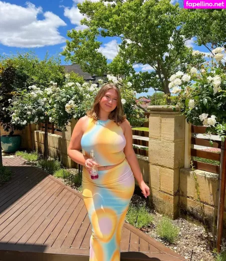 Sophia From Perth OnlyFans Thumbnail #h1yPl7ApRg