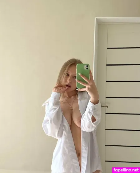 Sophia G OnlyFans Thumbnail #jN16T77mE3
