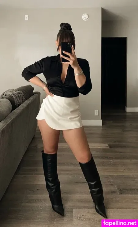 Sophia Grey OnlyFans Thumbnail #bJF5NcgnJw