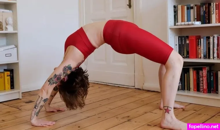 Sophia Hoffmann OnlyFans Thumbnail #JDpcAofZ5c