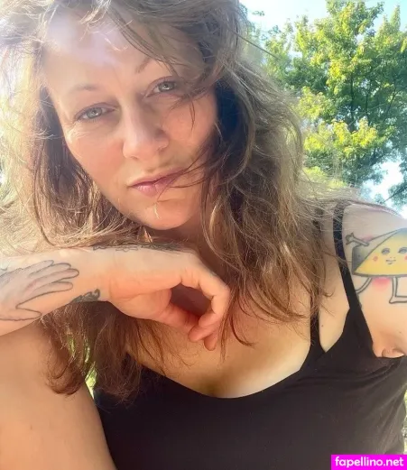 Sophia Hoffmann OnlyFans Thumbnail #KItrvz1i98