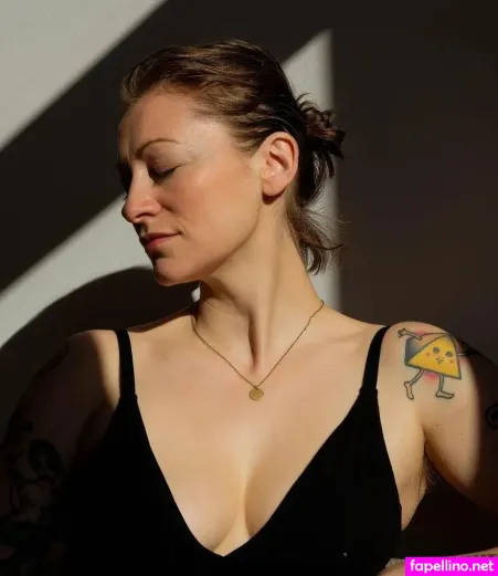 Sophia Hoffmann OnlyFans Thumbnail #fXADk3Ye5o