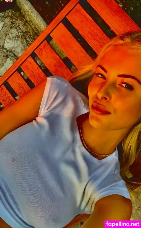 Sophia L OnlyFans Thumbnail #JpSyelbu9J