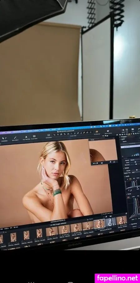 Sophia L OnlyFans Thumbnail #yTgO4Ddyw9