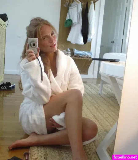 Sophia La Corte OnlyFans Thumbnail #72DKReov1u