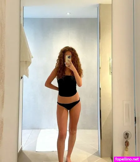 Sophia La Corte OnlyFans Thumbnail #rZS4lwdqA2