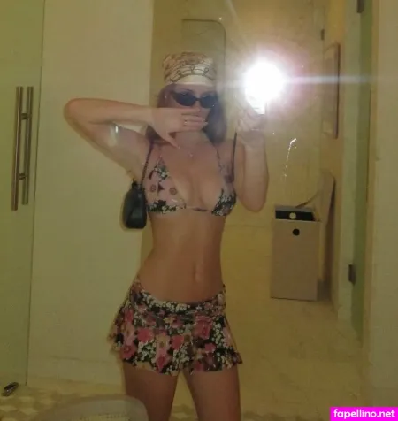 Sophia Lacorte OnlyFans Thumbnail #BnGLD3htde