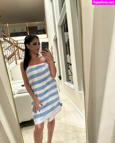 Sophia Leone OnlyFans Thumbnail #qSfW467dPP