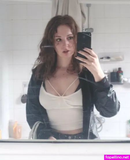 Sophia Leurre OnlyFans Thumbnail #HBap1Dwc5B