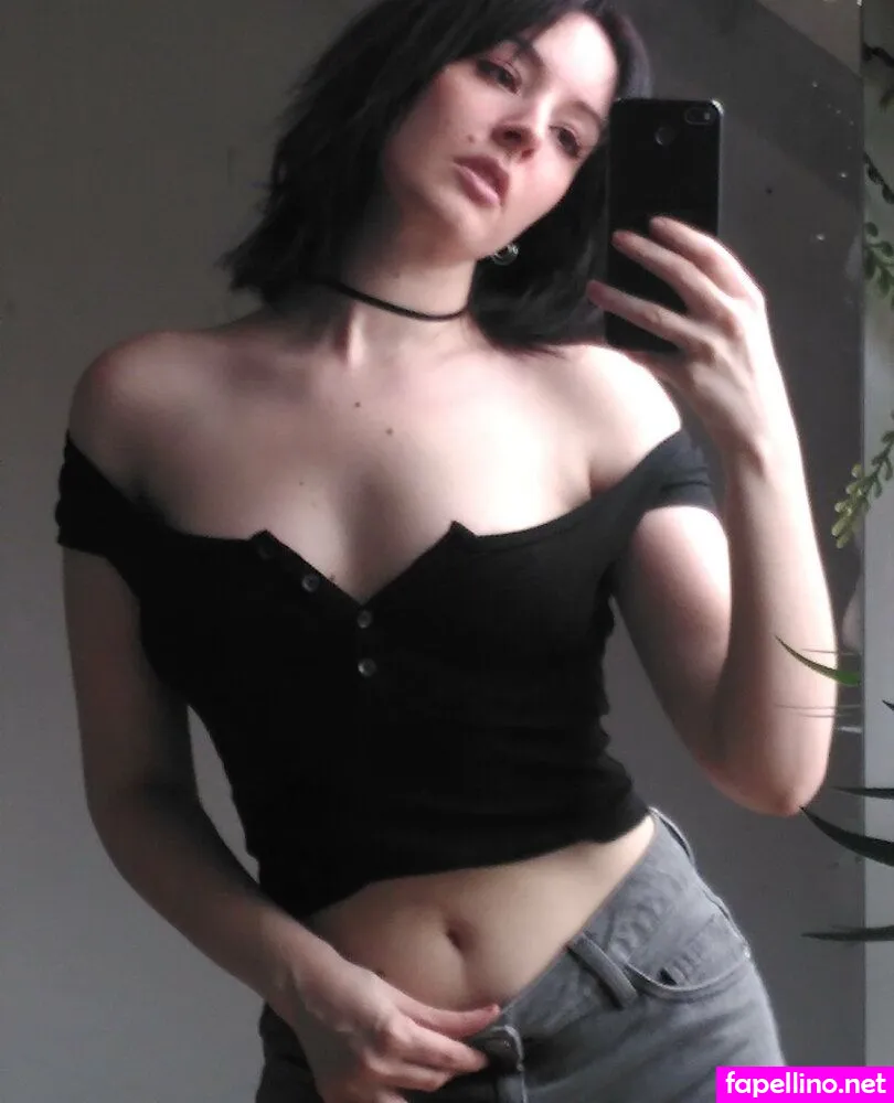 sophia_leurre, sophia_leurre__ Nude Leaked OnlyFans Photo #i0RiHWSXyr