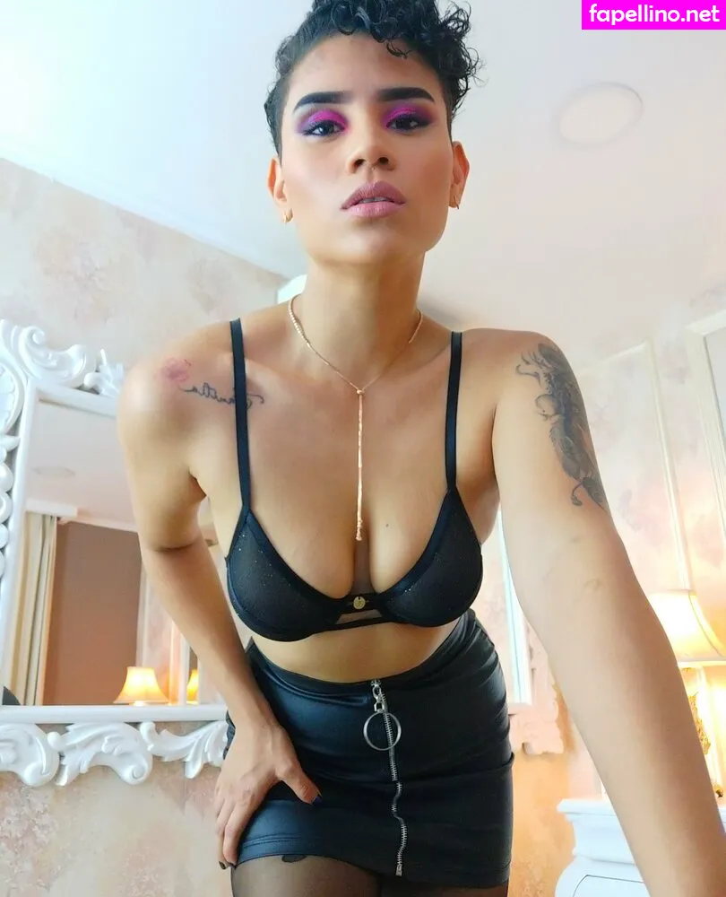 s.lhorens_makeup, sophia.lhorens Nude Leaked OnlyFans Photo #3o94OIIJIY