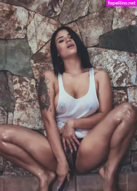 Sophia Lhorens OnlyFans Thumbnail #yKJPrtFXR1