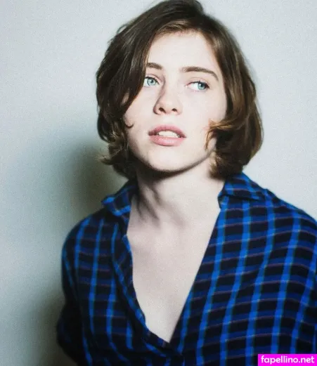 Sophia Lillis OnlyFans Thumbnail #yL2SyBQ4tr