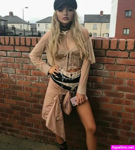 Sophia Mitchell OnlyFans Thumbnail #C99rpaTkXd