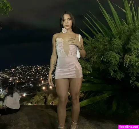 Sophia Montesino OnlyFans Thumbnail #6L5sUvY8S1