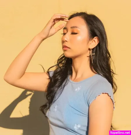 Sophia Phan OnlyFans Thumbnail #CTwGMD7zIr