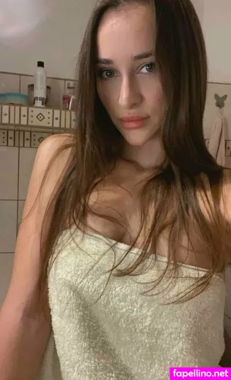 Sophia Rivers OnlyFans Thumbnail #FKXw9k31DV