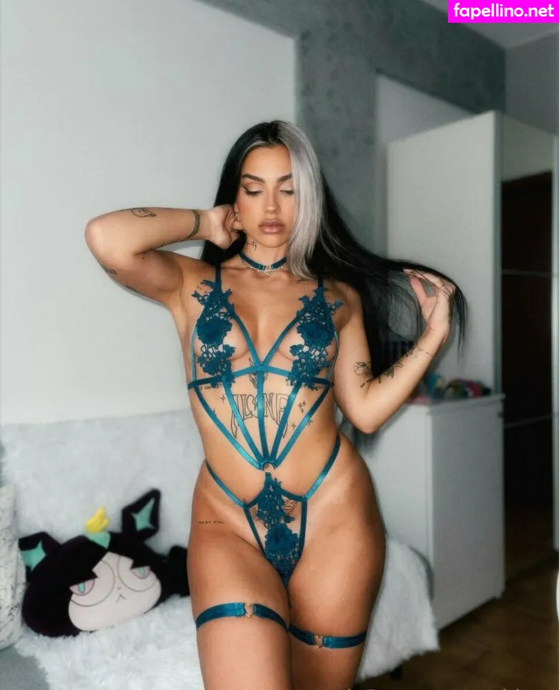 sophia_rizou, sophiarz Nude Leaked OnlyFans Photo #PeILI9zROS