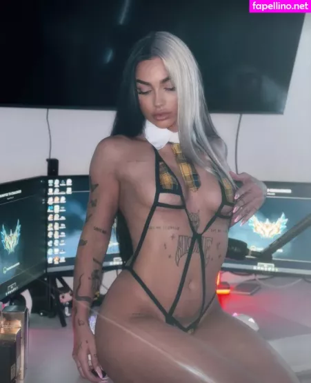 Sophia Rizou 2 OnlyFans Thumbnail #QkGTyqqkZo