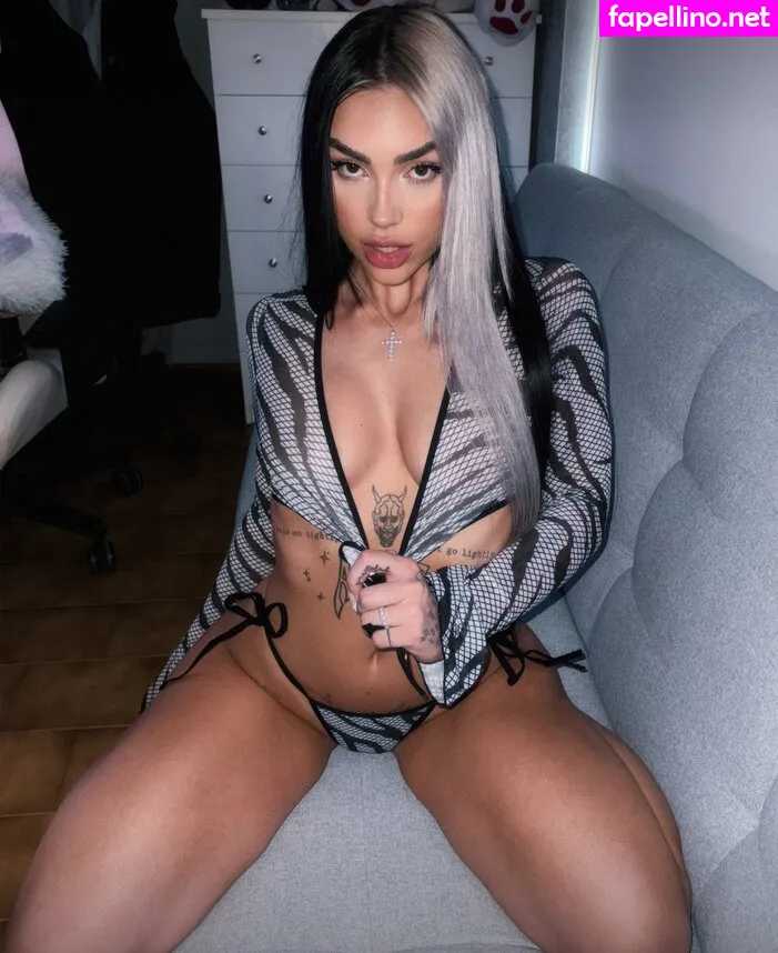 sophia_rizou, sophiarz Nude Leaked OnlyFans Photo #ZLqMol2qUD