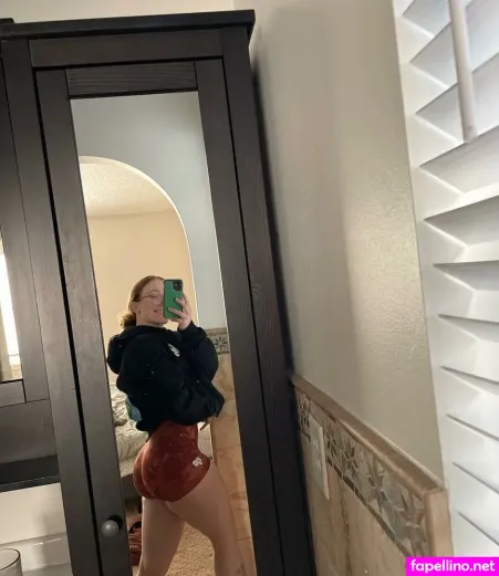 Sophia Ross OnlyFans Thumbnail #PUJvducIFm