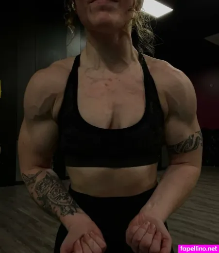 Sophia Ross OnlyFans Thumbnail #RvOjYEng9a