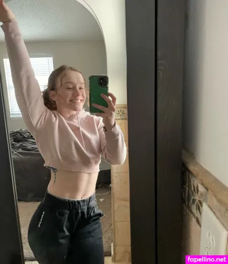 Sophia Ross OnlyFans Thumbnail #fg1iRNqFsT