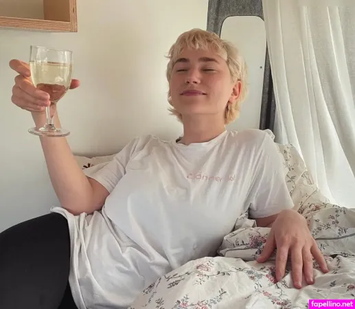 Sophia Sailer OnlyFans Thumbnail #P1ohGq4ZbF