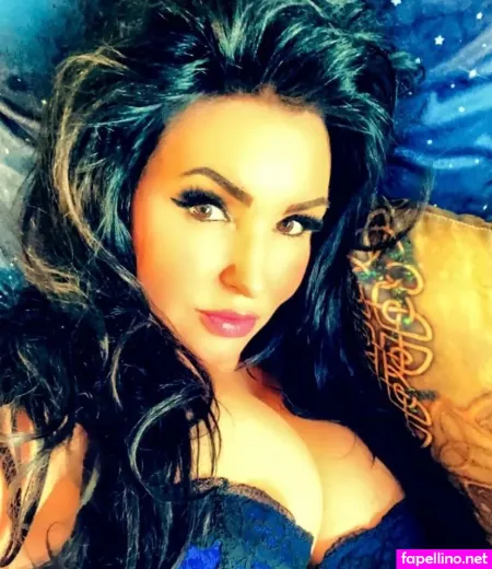 Sophia Scott OnlyFans Thumbnail #kJwq82oEz2
