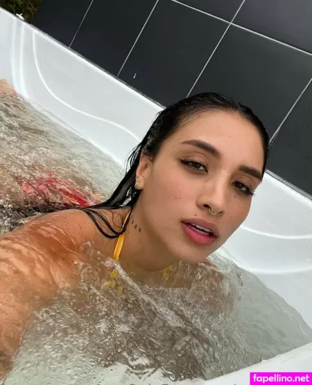 Sophia Velez OnlyFans Thumbnail #zmuAyxlbcw