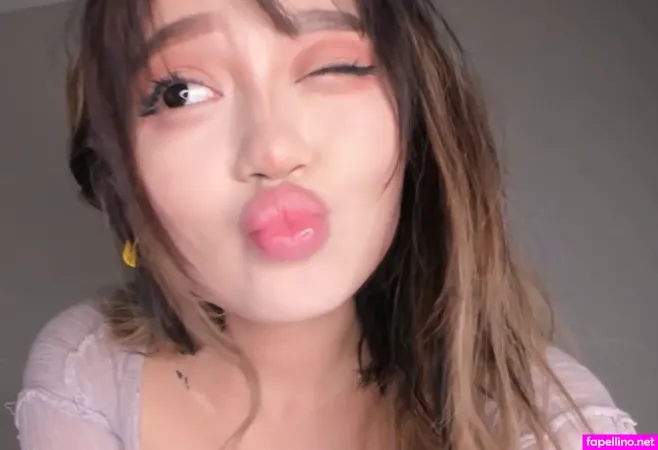 Sophia Vey OnlyFans Thumbnail #0RbldYt5dX