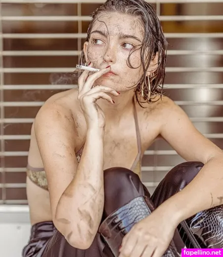 Sophia Woodward OnlyFans Thumbnail #0wSNhBPKCR