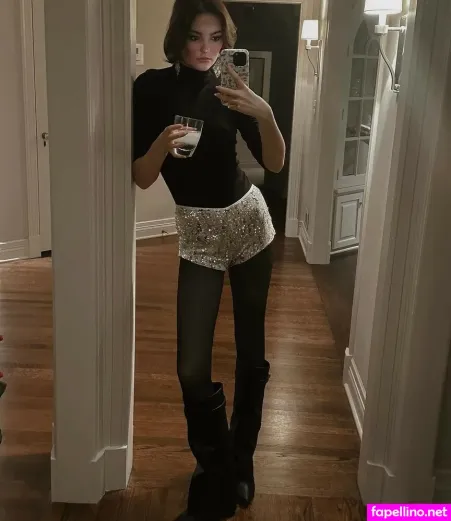 Sophia Woodward OnlyFans Thumbnail #fAImOkuW09