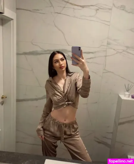 Sophiaabelow OnlyFans Thumbnail #qsLfIK85Zl