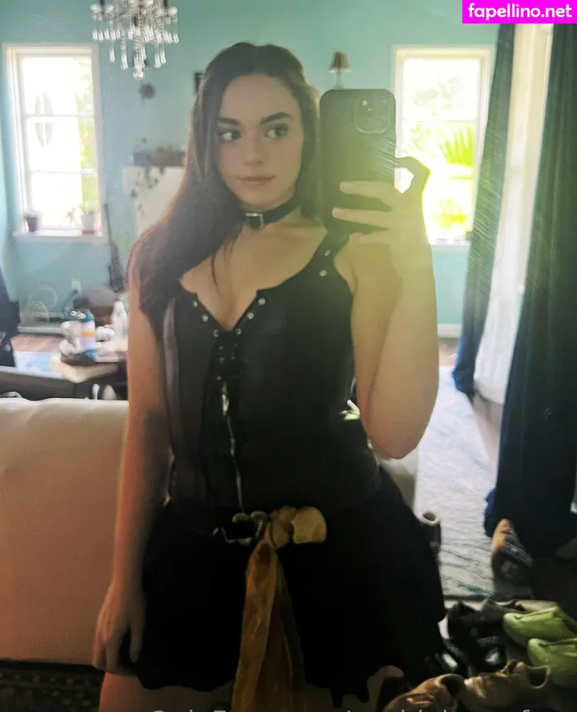 sophiaburns_, sophiaburnsfree Nude Leaked OnlyFans Photo #pP6bslWTaL