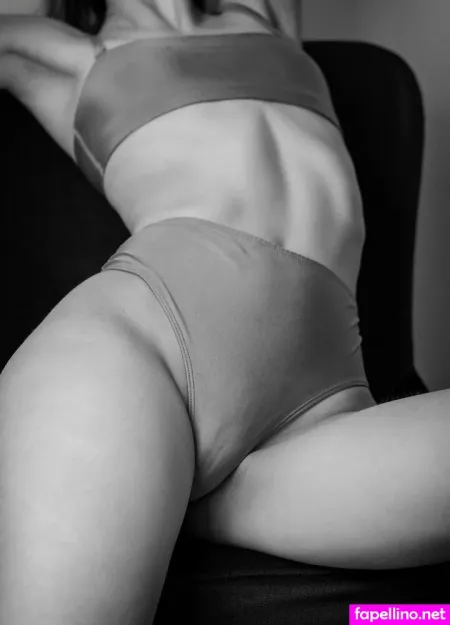 Sophiaemilia OnlyFans Thumbnail #0QcP5DEuB0