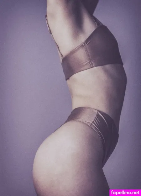 Sophiaemilia OnlyFans Thumbnail #sUDdz2ZsJd