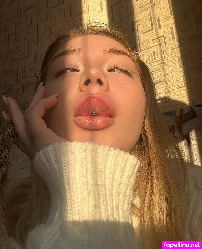 Lykipo, itssophiafoxxx, sophiaa_foxx Nude Leaked OnlyFans Photo #LpFgur4bcF