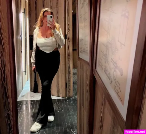 Sophiahanvold OnlyFans Thumbnail #7f2sxsDioI