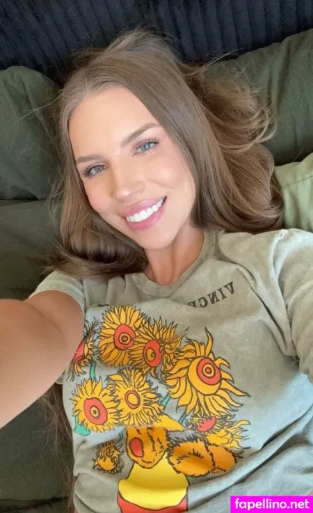 Sophiakylefree OnlyFans Thumbnail #mCQuzbni0X