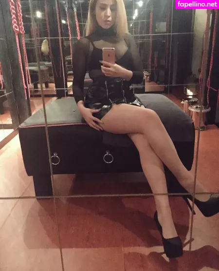 Sophialarou OnlyFans Thumbnail #XDT6lJDTGp